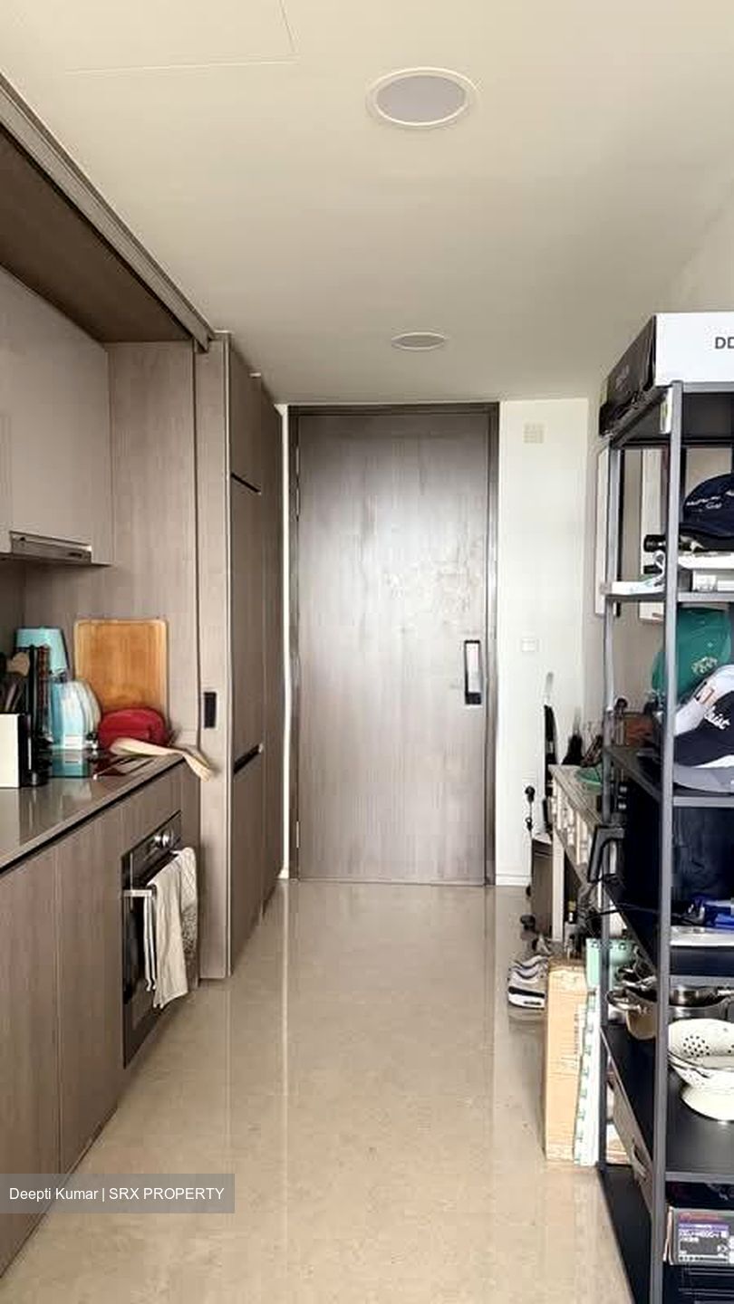 Avenue South Residence (D3), Apartment #585588661